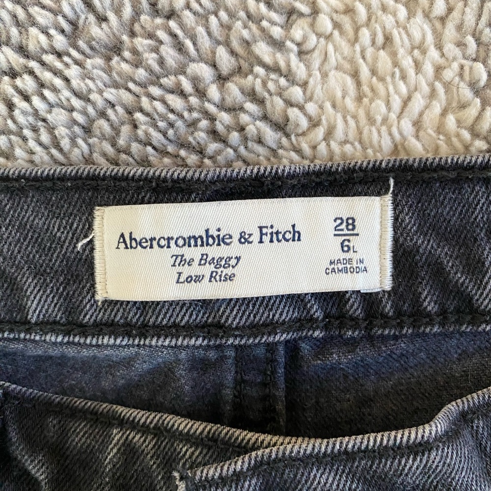 Abercrombie & Fitch Low Rise Jeans